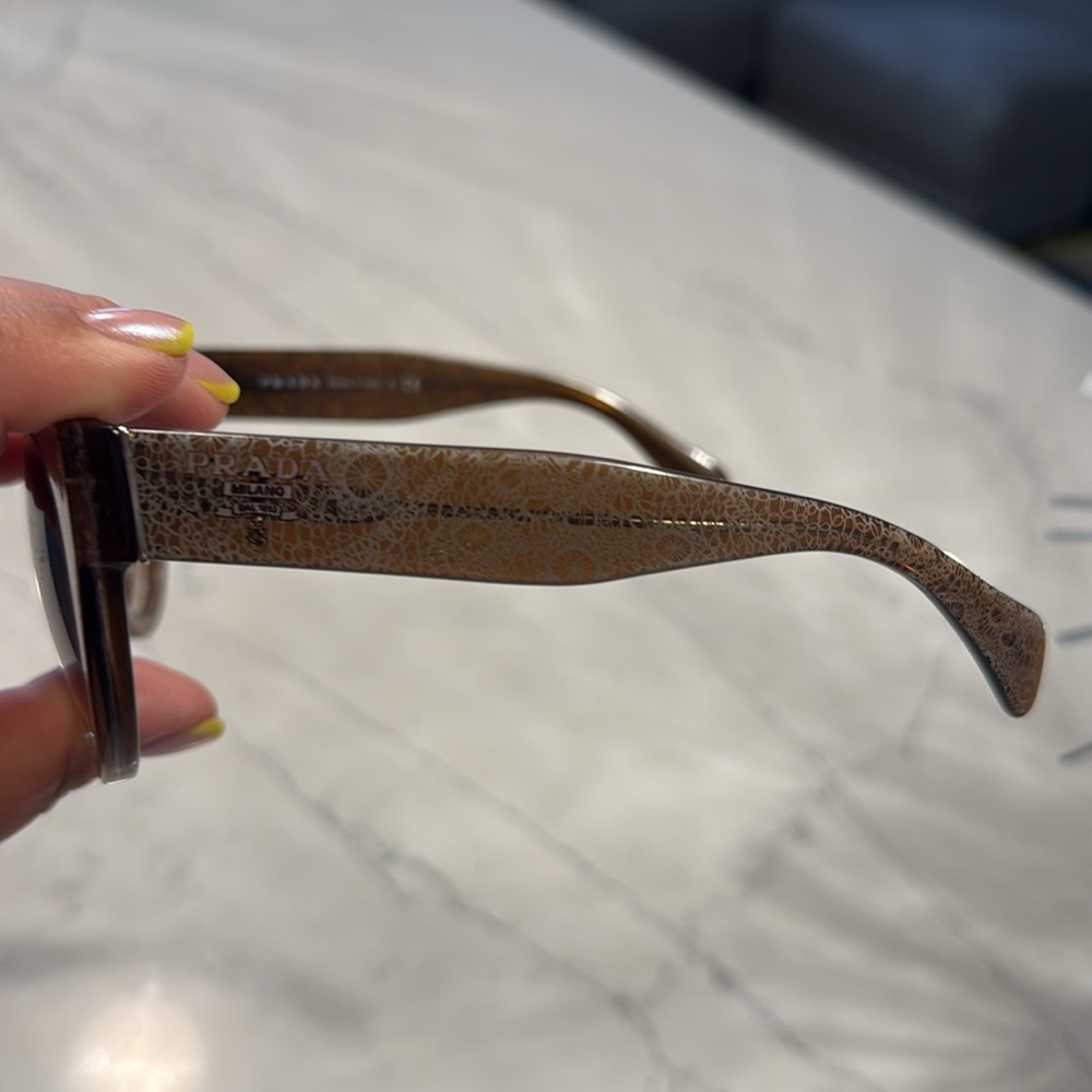 Prada Brown Cat-Eye Sunglasses with Gradient Lenses - Picture 5 of 6